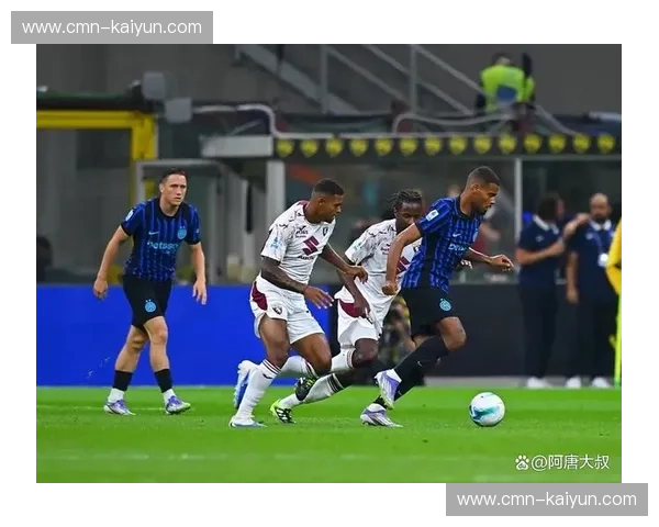 蓝黑王权与南部风暴：梅阿查球场下的亚平宁权杖之争